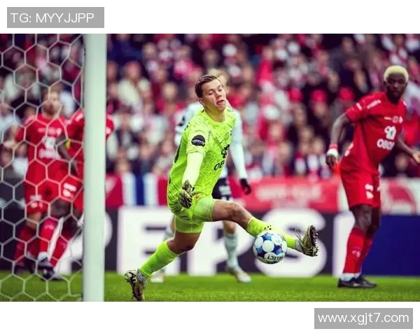 皇马与利兹联激战在即球迷期待精彩对决与历史碰撞